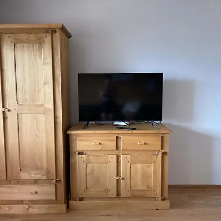 Apartment Modern In Close To Departure