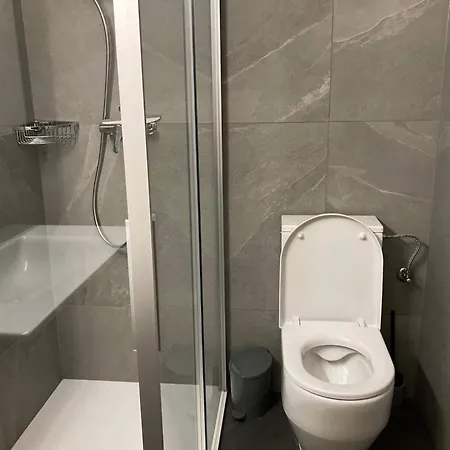 Apartman Modern In Close To Departure